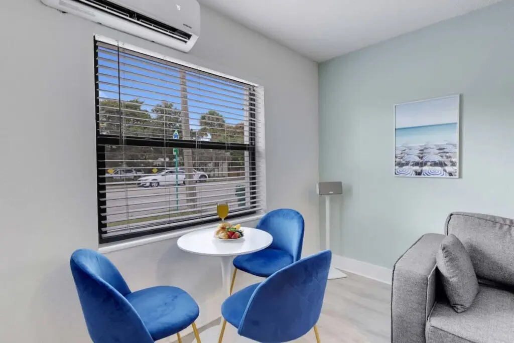 099882f4 4533 48 MY Tp