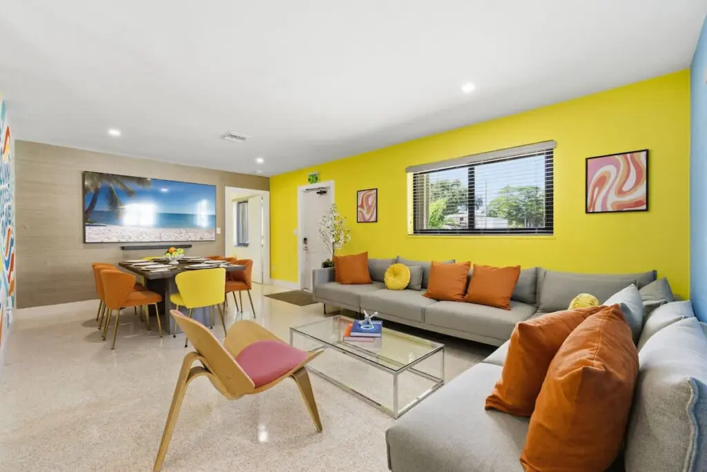 1d6dd271 5c36 41 D2YSn