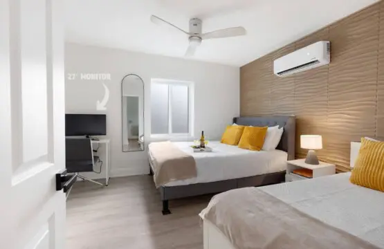 2a537285 cc31 42 y6qvX