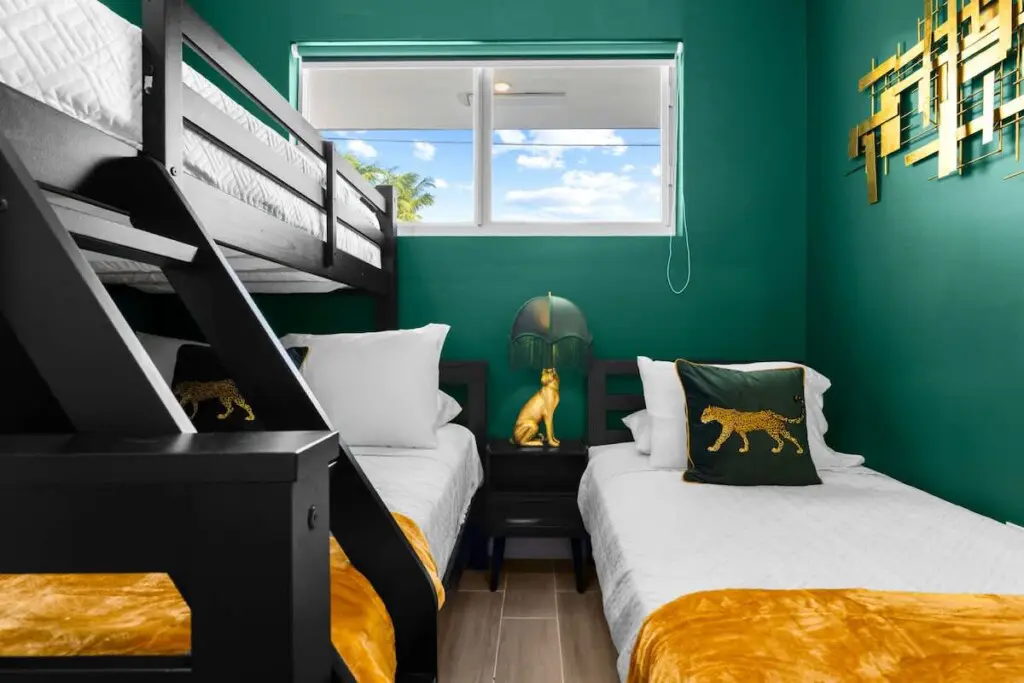 3010a993 08db 43 GFqW1