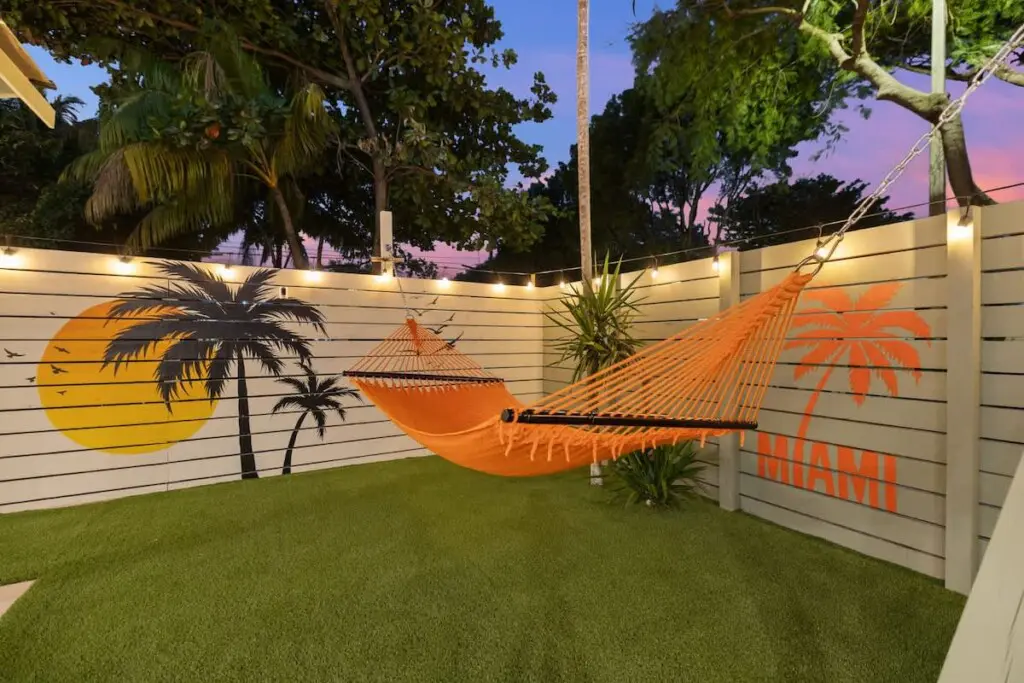 36016e29 06c2 42 8LRv3