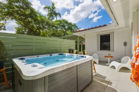 469d5b13 54a3 42 pLKyB