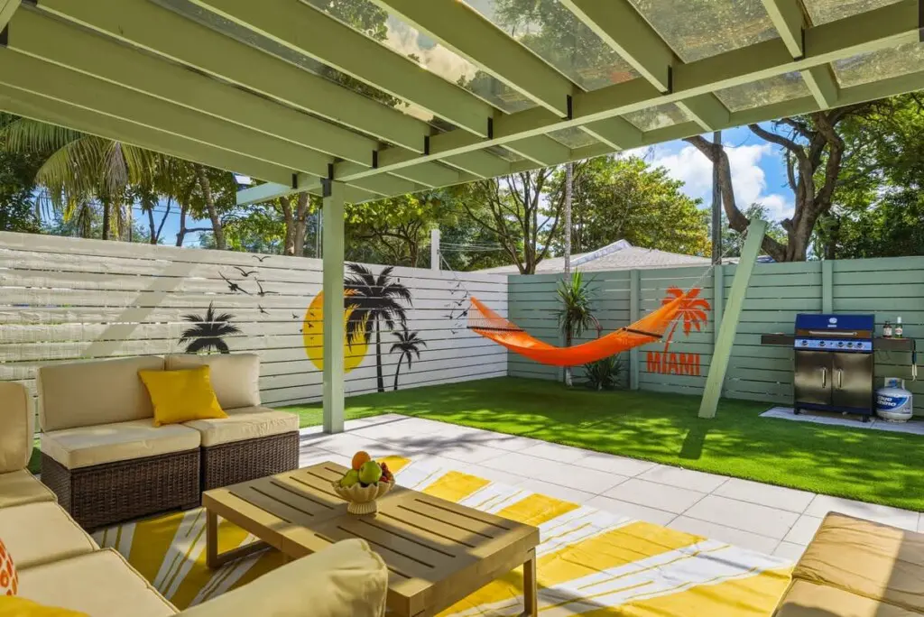 9e6790ce 4775 42 9fVY8