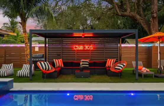 a4ef7ebd a64e 4b bnVcx