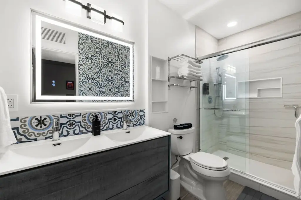 aebc0653 96f0 4f iuM5y