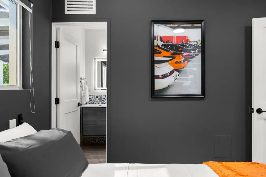 b2d624b6 f873 4a YHW5i