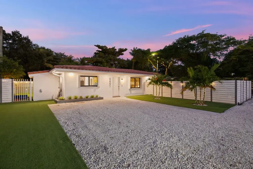 bc97157c e325 49 fyEla