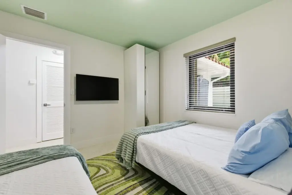 c0bc5f7e 91d9 4b Nl3lG