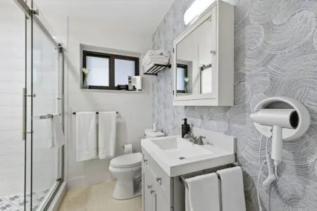 c3d46fc5 0770 45 YhnMp