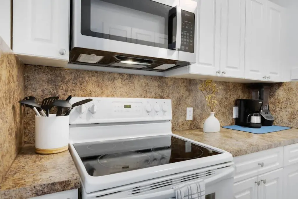 dc5c006f 6cd6 43 WQe4s