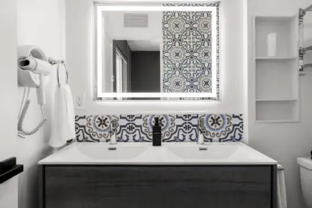 ddc03fdb 71a9 4f WJIDV