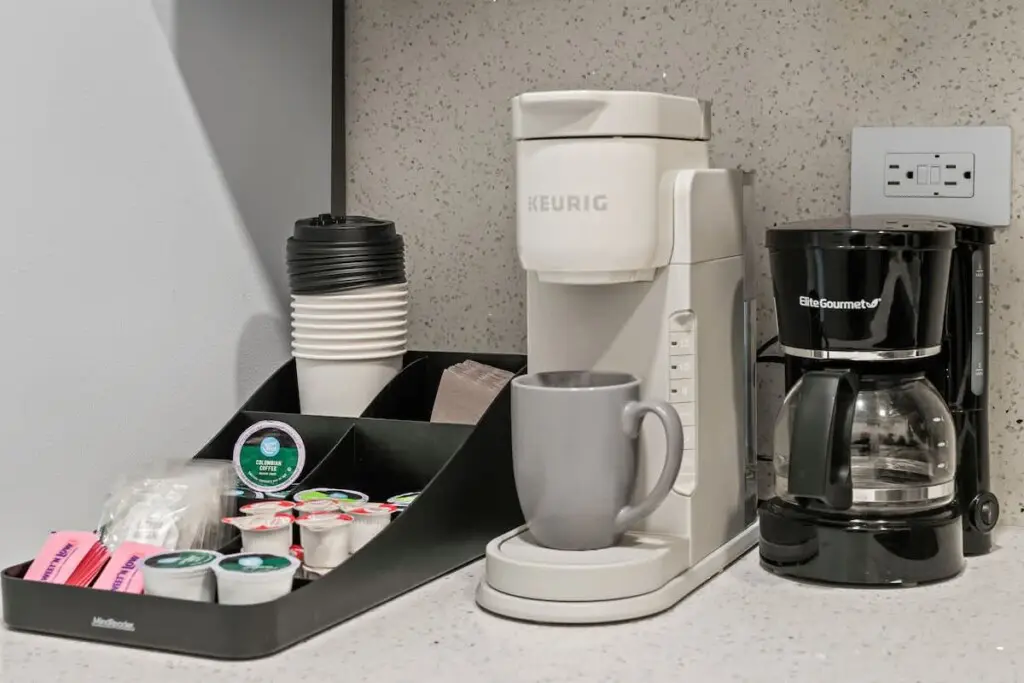 e1383de2 8cae 4f NIbZK