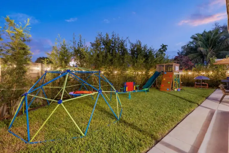 e8d555bd 511d 46 VmJ6l