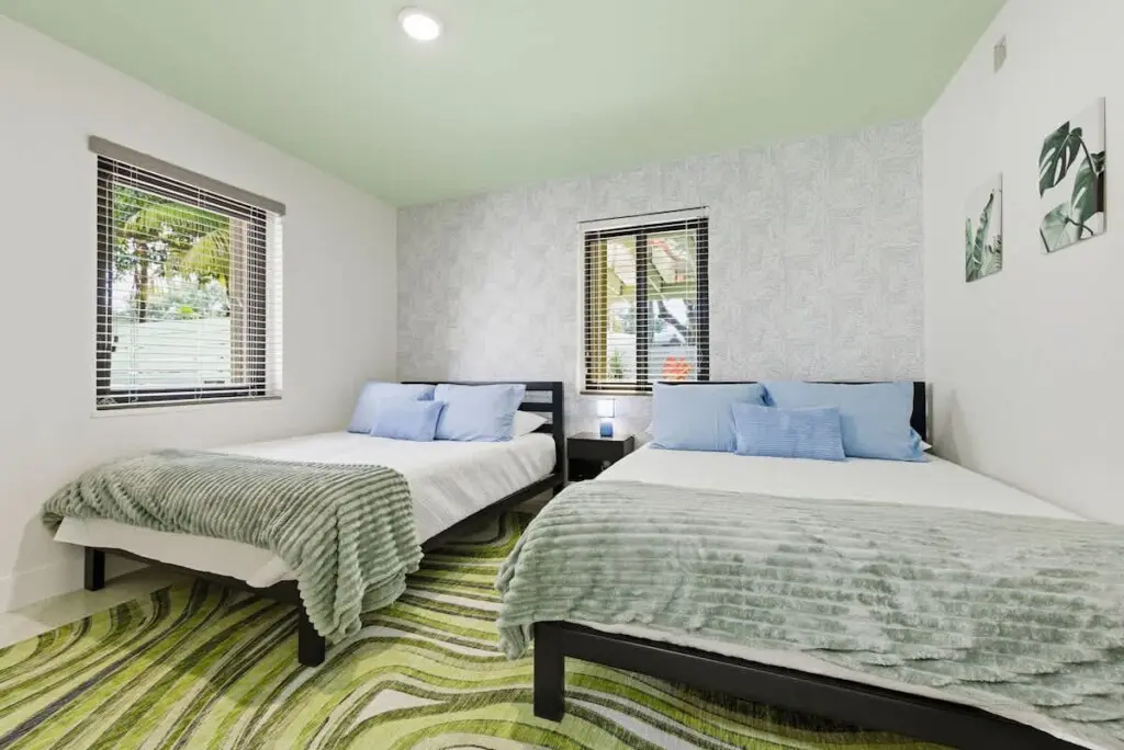 f530b2b2 876d 41 k u3D